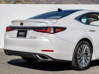 Lexus ES 350 2022 Lujo 4 puertas Sedán