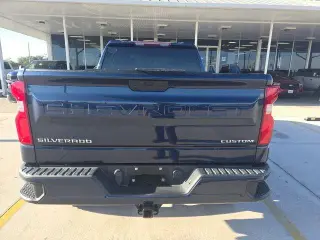Chevrolet Silverado 1500 Limited 2022 4x2 Custom 4dr Double Cab 6.6 ft. SB
