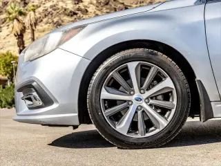 Subaru Legacy 2018 AWD 2.5i Limited 4dr Sedán