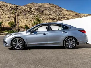 Subaru Legacy 2018 AWD 2.5i Limited 4dr Sedán
