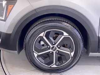 Kia Niro 2025 LX Crossover 4 puertas