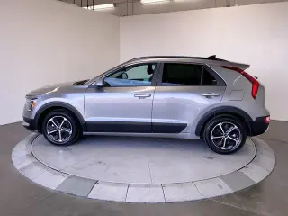 Kia Niro 2025 LX Crossover 4 puertas