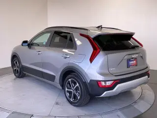 Kia Niro 2025 LX Crossover 4 puertas