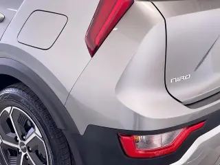 Kia Niro 2025 LX Crossover 4 puertas