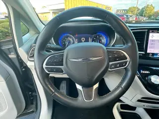 Chrysler Pacifica 2022 Touring L 4dr Mini-Van