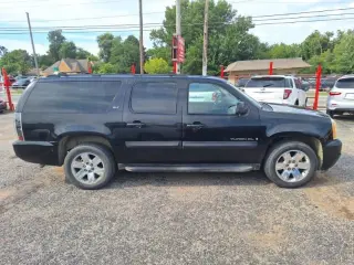2007 GMC Yukon XL SLE