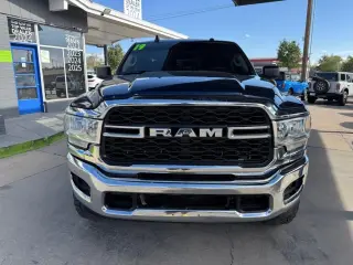 2019 RAM 2500 Tradesman 4x4 Crew Cab 6'4" Box