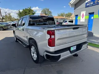 2022 Chevrolet Silverado 1500 4WD Crew Cab 147" Custom