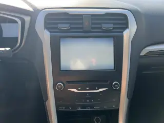 2014 Ford Fusion 4dr Sdn SE FWD
