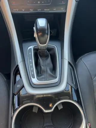 2014 Ford Fusion 4dr Sdn SE FWD