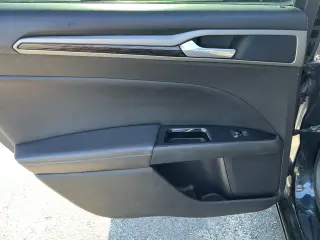 2014 Ford Fusion 4dr Sdn SE FWD