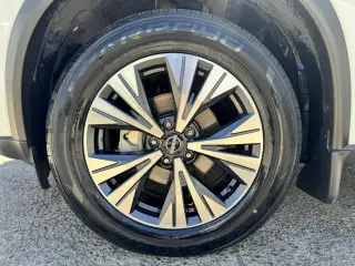 2023 Nissan Rogue FWD SV *Ltd Avail*