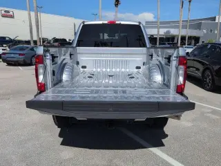 Ford F-250 Super Duty 2019 4x4 XLT 4dr Crew Cab 8 ft. LB Pickup