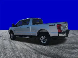 Ford F-250 Super Duty 2019 4x4 XLT 4dr Crew Cab 8 ft. LB Pickup