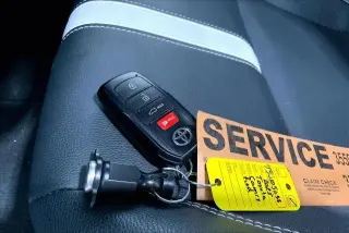 Toyota Camry 2025 SE 4dr Sedán