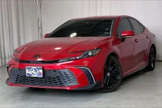 Toyota Camry 2025 SE 4dr Sedán
