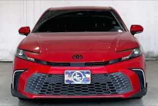 Toyota Camry 2025 SE 4dr Sedán