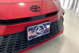 Toyota Camry 2025 SE 4dr Sedán