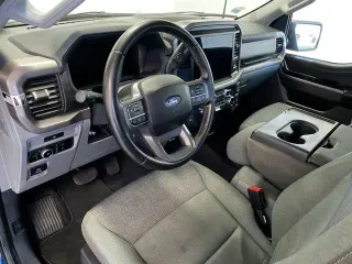 Ford F-150 2025 4x2 XLT cabina SuperCrew de 4 puertas, cama de 5.5 pies
