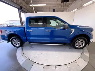 Ford F-150 2025 4x2 XLT cabina SuperCrew de 4 puertas, cama de 5.5 pies