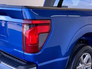 Ford F-150 2025 4x2 XLT cabina SuperCrew de 4 puertas, cama de 5.5 pies