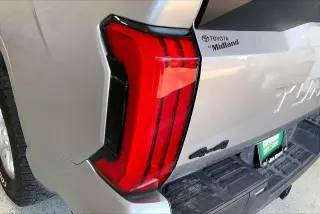 Toyota Tundra 2024 4x4 SR 4dr CrewMax Cab Pickup SB