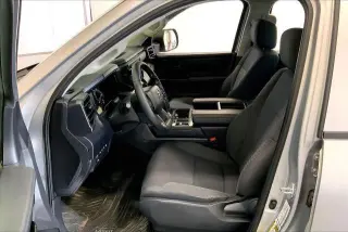 Toyota Tundra 2024 4x4 SR 4dr CrewMax Cab Pickup SB