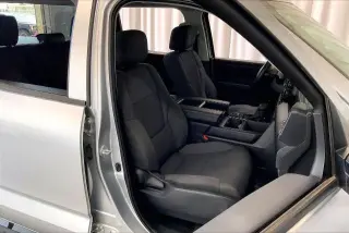 Toyota Tundra 2024 4x4 SR 4dr CrewMax Cab Pickup SB