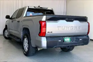 Toyota Tundra 2024 4x4 SR 4dr CrewMax Cab Pickup SB