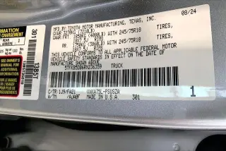 Toyota Tundra 2024 4x4 SR 4dr CrewMax Cab Pickup SB