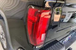 GMC Sierra 1500 2022 4x2 SLT 4dr Crew Cab 5.8 ft. SB