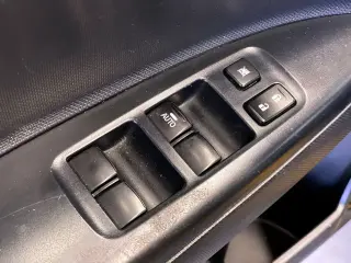 Mitsubishi Mirage 2024 ES 4dr Hatchback