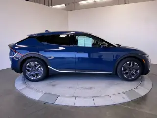 Kia EV6 2025 Light Long Range 4dr Crossover
