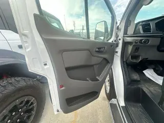 Ford Transit 2025 250 3dr SWB Baja Techo Furgón de Carga