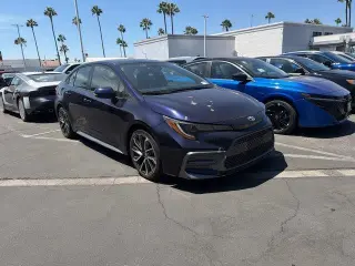 Toyota Corolla 2021 SE Sedán 4 puertas CVT