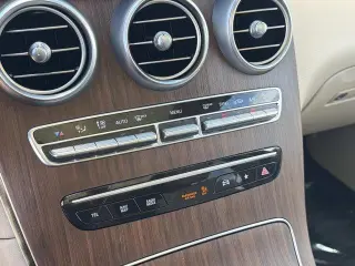 Mercedes-Benz GLC 2022 GLC 300 SUV de 4 puertas