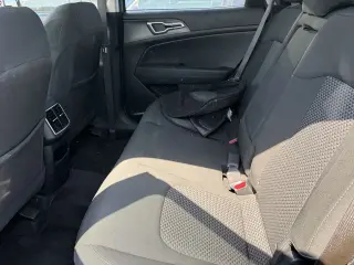 Kia Sportage Híbrido 2023 AWD LX 4dr SUV
