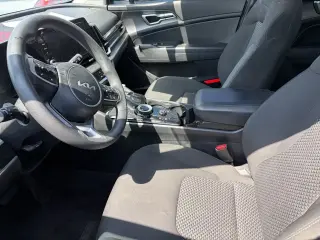 Kia Sportage Híbrido 2023 AWD LX 4dr SUV