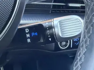 Hyundai IONIQ 6 2023 SE Standard Range 4dr Sedán