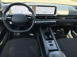 Hyundai IONIQ 6 2023 SE Standard Range 4dr Sedán