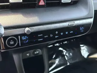 Hyundai IONIQ 5 2024 SE Standard Range 4dr Crossover