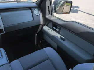Ford F-150 2012 4x4 XLT 4d SuperCrew Styleside 5.5 ft. SB