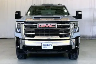GMC Sierra 2500HD 2025 4x4 SLE 4dr Crew Cab SB