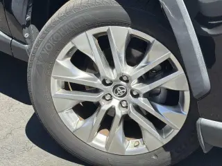 Toyota RAV4 2019 Limitado 4dr SUV