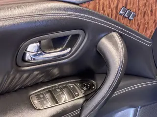 Nissan Armada 2017 4x2 SV 4dr SUV
