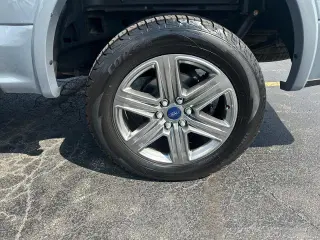 Ford F-150 2019 4x4 XLT 4dr SuperCrew 5.5 ft. SB