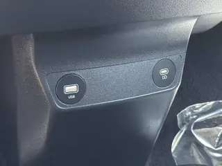 Kia EV6 2024 AWD Wind 4dr Crossover