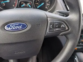 Ford Escape 2019 con tracción en las cuatro ruedas SE de 4 puertas SUV