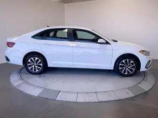Volkswagen Jetta 2025 S 4dr Sedán