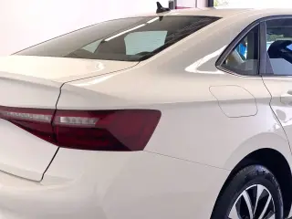 Volkswagen Jetta 2025 S 4dr Sedán